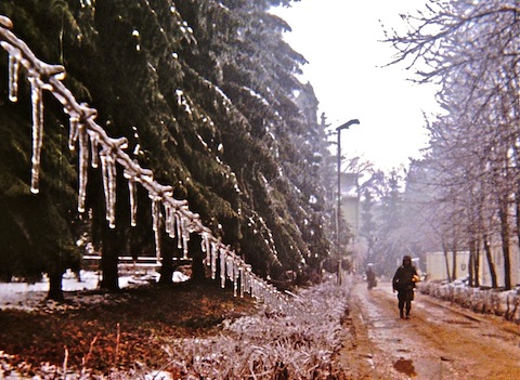 Road at Tuzla Main.