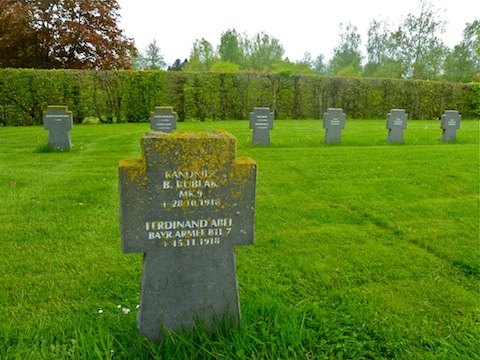 World War I graves in the St. Vith cemetery.