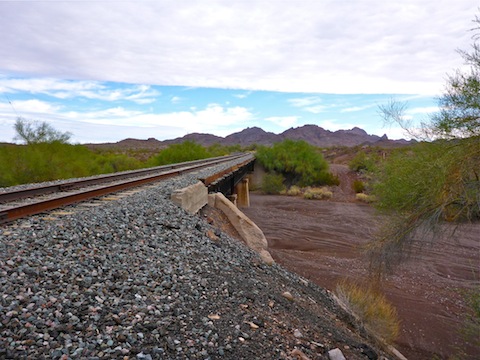 Quail Spring Wash, 21 years after the Sunset Limited derailed. Also looking east. (See top.)