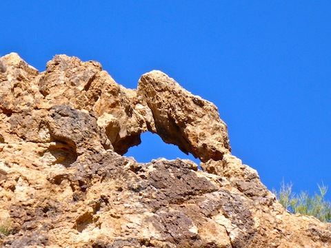 Looking at the south side of the arch.