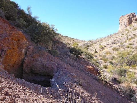 A very mild climb from the mine shaft to the saddle.