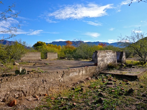 Pinal City ruins, with Apache Leap in the distance.
