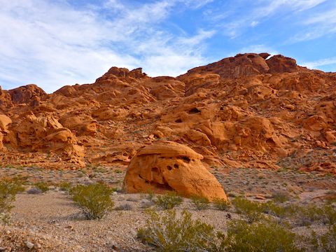 Valley of Fire's weird orange rocks are endless!