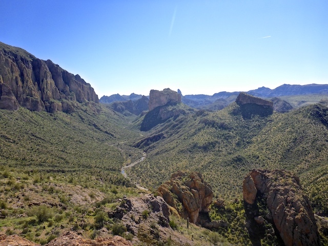 Looking south up La Barge Canyon. Left to right are Geronimo Head, Battleship Mountain, Weavers Needle and Tugboat.