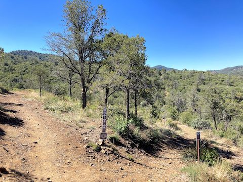 300 yds. south of Turley Trailhead, the Prescott Circle Trail splits: Left, back towards AZ-69, right up Government Canyon, towards Goldwater Lake.