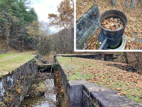 Lock 66 is 0.2 miles north of Tunnel Hill Trail. Inset is the odd smokestack / vent / whatever I did not see elsewhere on the C&O Canal.