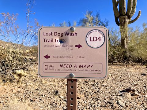 There are plenty of signs in the McDowell Sonoran Preserve, with emergecy markers roughly every half mile, and at the intersections of all named trails.