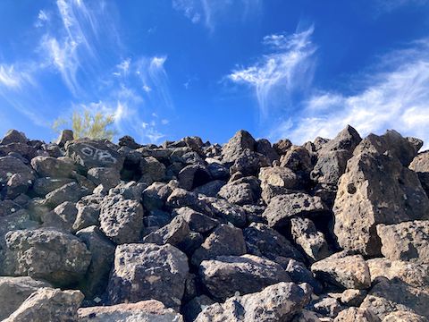 The boulders on this section of Ludden Mountain were mostly well set. Mind the gaps & cracks though: Don't want to snap an ankle!