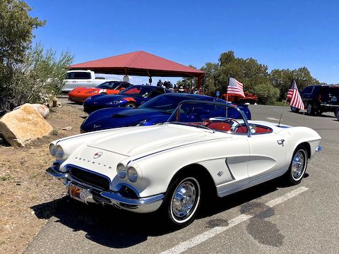 Prescott Circle Trail: We walked through the park to the cabana overlooking Watson Lake. A lot full of classic Corvettes -- including this '63 -- was our reward for ignoring the "private event" signs. And views of the Granite Dells. Of course.