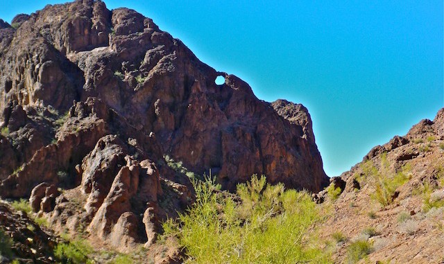 Unmapped arch above Hidden Valley Tank.